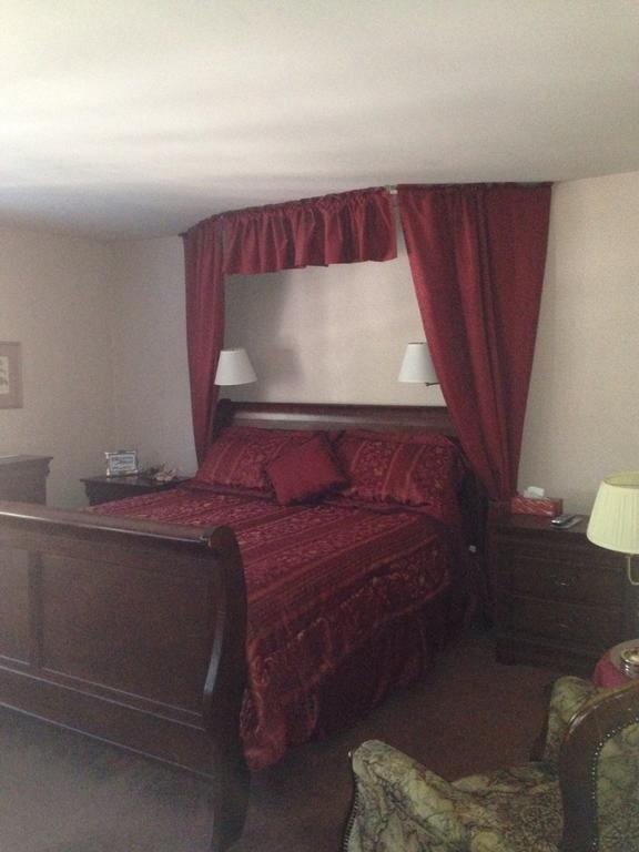 Switzerland Haus Bed And Breakfast Inn Big Bear Lake Room photo